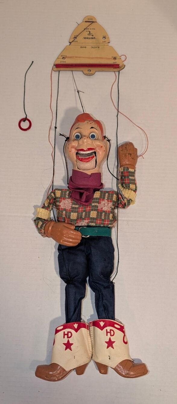 1950s HOWDY DOODY MARIONETTE Instructions on Board Peter Puppet Playthings